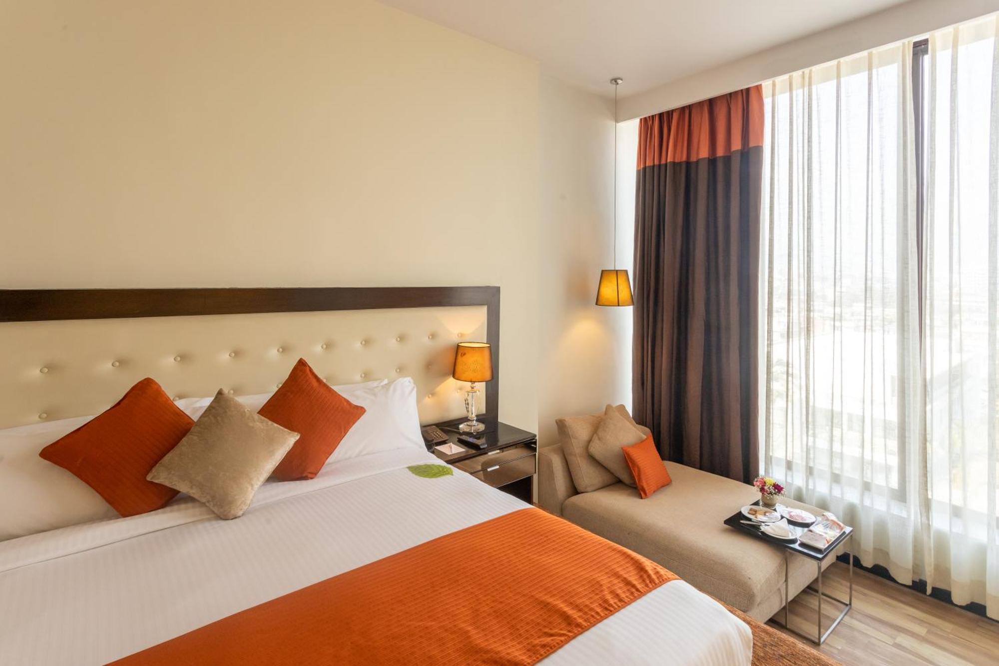 Hotel Himalaya Kathmandu Exterior photo