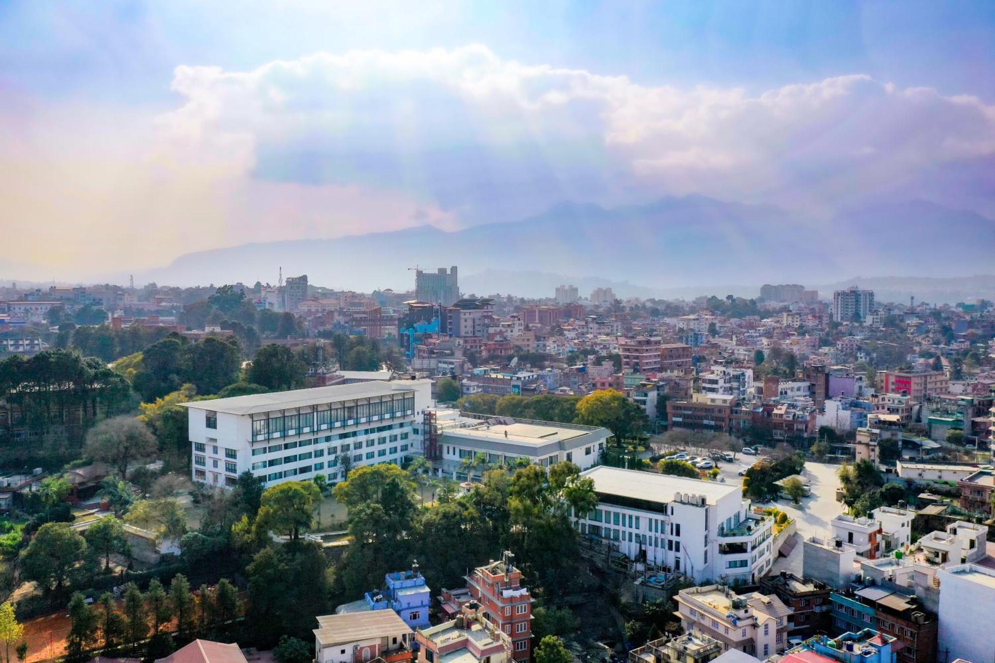Hotel Himalaya Kathmandu Exterior photo