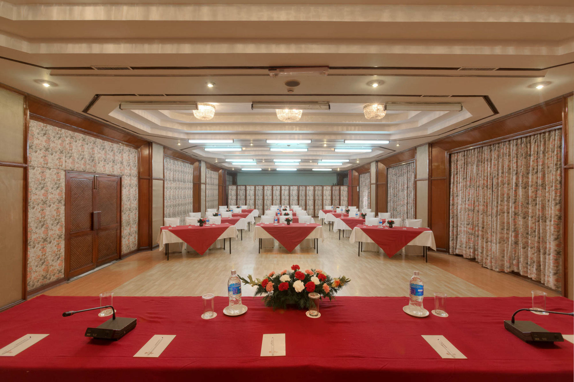 Hotel Himalaya Kathmandu Exterior photo